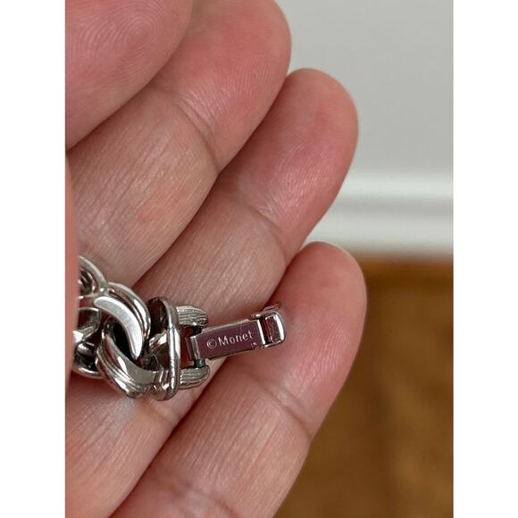 B16 Monet Vintage Silver Tone Chunky Chain Bracelet Statement Old Money Y2K - Picture 3 of 9